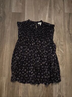 Smocked Sleeveless Floral Tank Top - Black with Lilac Print